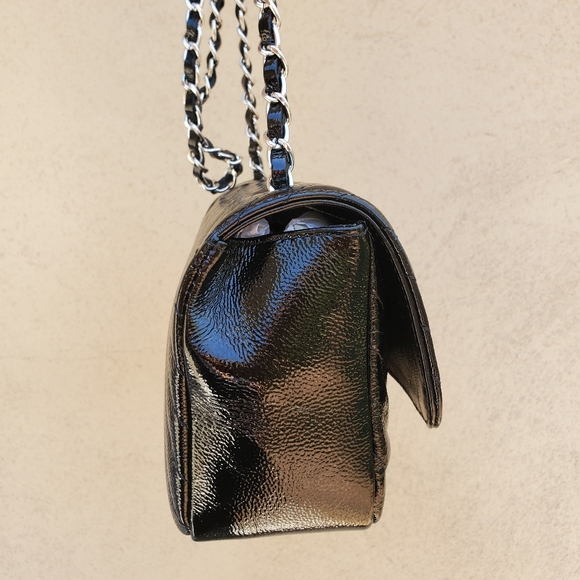 Sara Burglar Black Chevron Quilted Leather Flap Bag Purse - Picture 3 of 5